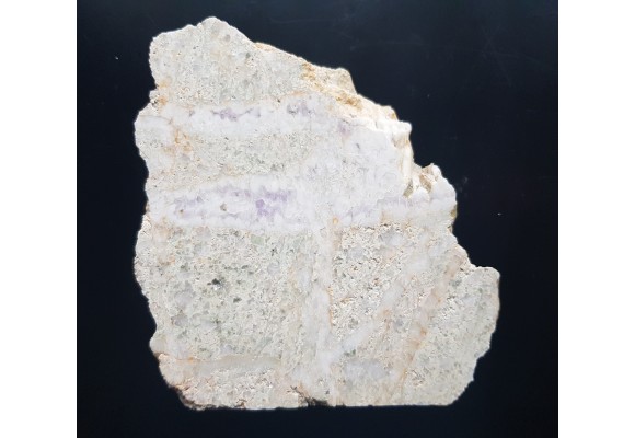 Żyła kwarcowo-ametystowa z Masywu Ślęży