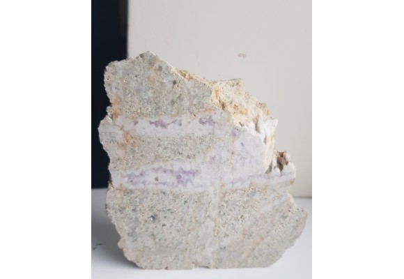 Żyła kwarcowo-ametystowa z Masywu Ślęży