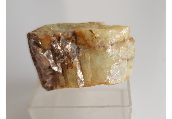 Kryształ berylu z pegmatytu z Owiesna