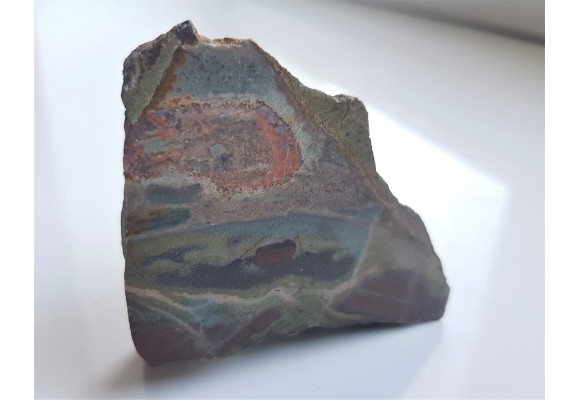 Jaspisoid pejzażowy z Lubiechowej w Sudetach