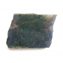 Masywny, polerowany nefryt z Jordanowa Śląskiego