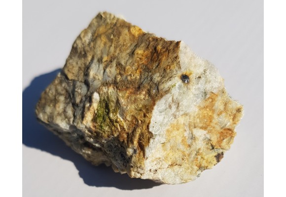 Allanit w pegmatycie z Koźmic, Wzg. Strach