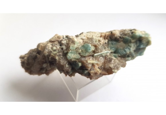 Akwamaryn z Ptasich Gniazd k. Szklarskiej Poręby