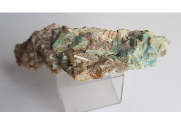 Akwamaryn z Ptasich Gniazd k. Szklarskiej Poręby