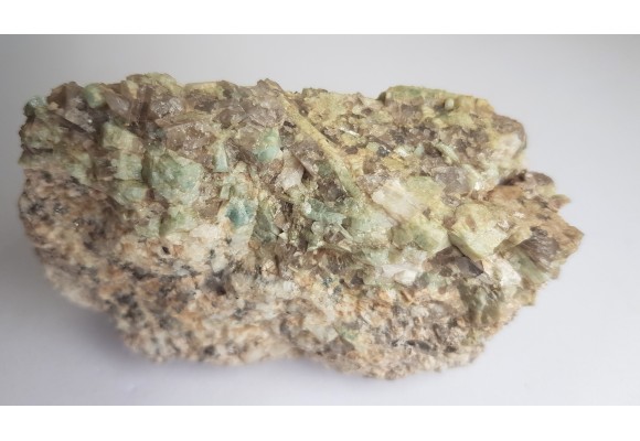 Akwamaryn z Ptasich Gniazd k. Szklarskiej Poręby