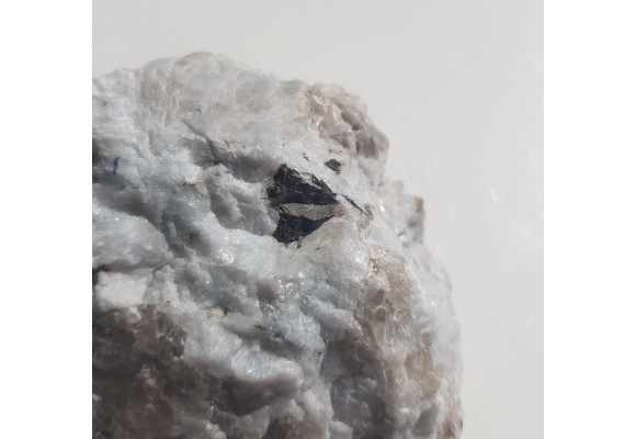 Krystaliczny kasyteryt w pegmatycie z Piławy Grn.