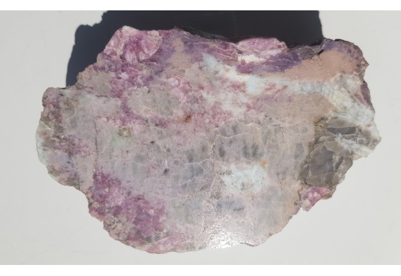 Lepidolit, cookeit oraz spodumen z Piławy Górnej