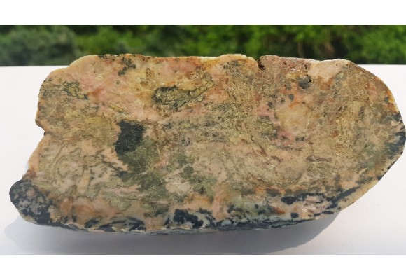 Strefa saussurytyzacji w amfibolitach z Głuchołaz