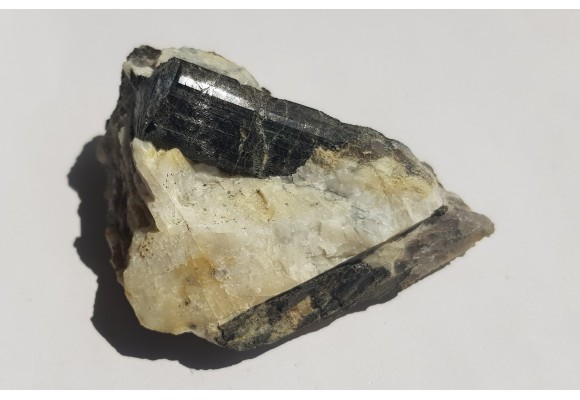 Szerl w pegmatycie z Piławy Grn.