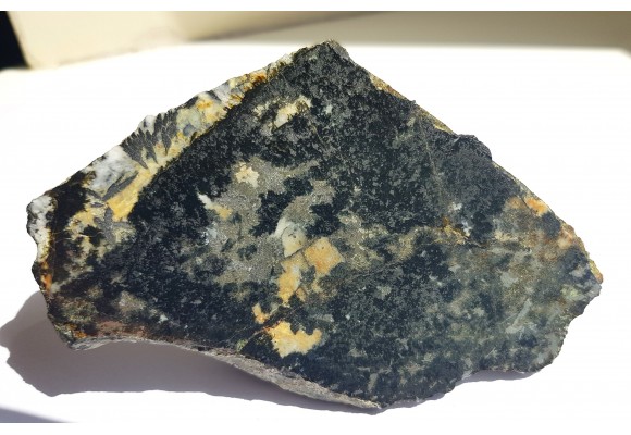 Arsenopiryt, magnetyt i pirotyn z Kowar