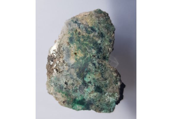 Malachit oraz pierwotne kruszce Cu w żyle węglanowej z Okrzeszyna k. K. Góry