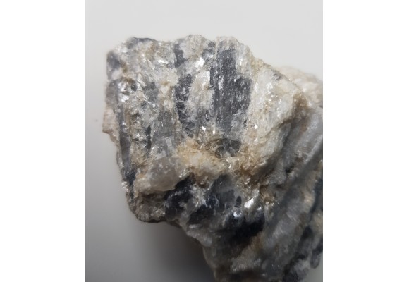 Pryzmatyn, rzadki boranokrzemian ze Szwecji