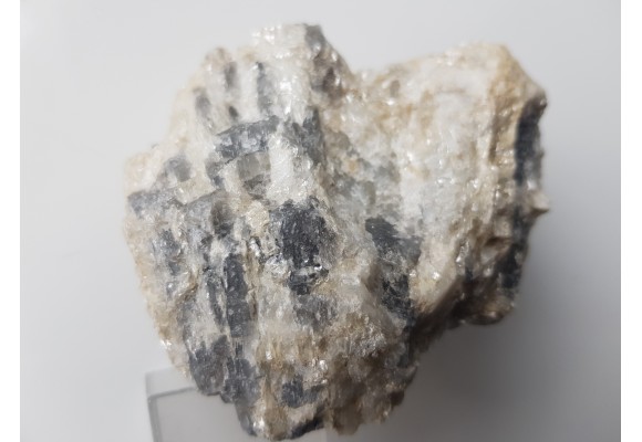 Pryzmatyn, rzadki boranokrzemian ze Szwecji