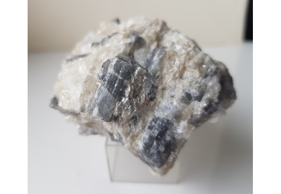 Pryzmatyn, rzadki boranokrzemian ze Szwecji