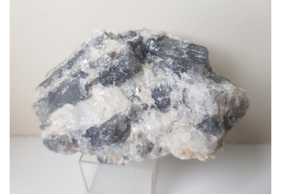 Pryzmatyn, rzadki boranokrzemian ze Szwecji