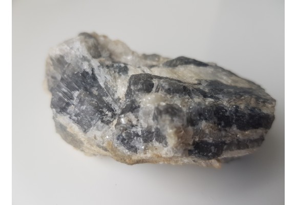 Pryzmatyn, rzadki boranokrzemian ze Szwecji