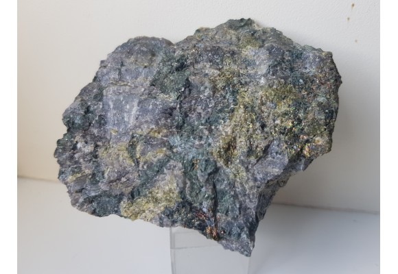 Skapolit i chalkopiryt w skarnie ze Svappavaary, Norrbotten (Szwecja)