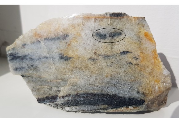 Gahnit (spinel cynkowy) z Gierczyna