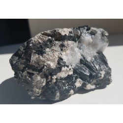 Kryształy hornblendy z Kletna