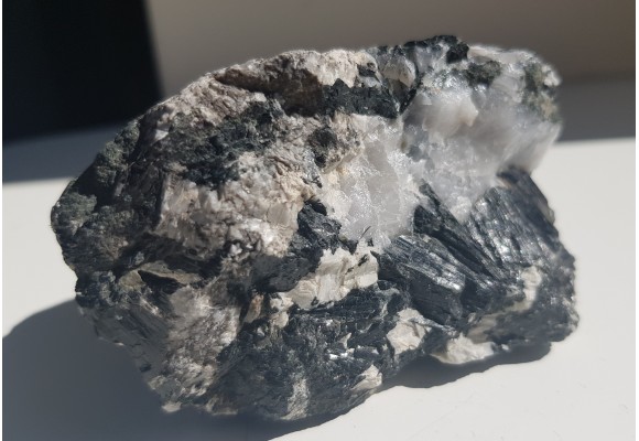 Kryształy hornblendy z Kletna