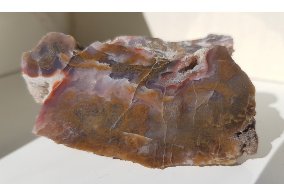 Strefy agatowe w jaspisie z Suszyny k. Kłodzka