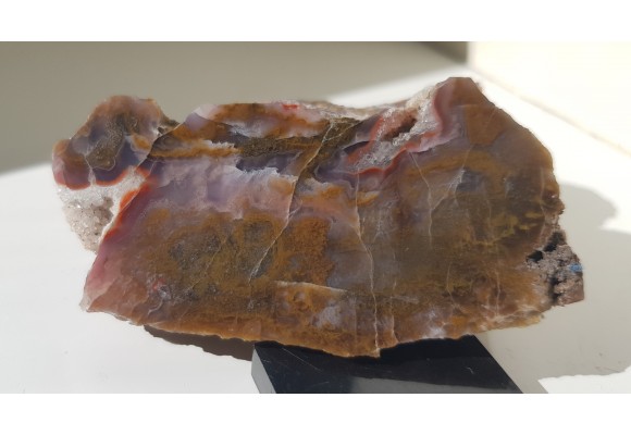 Strefy agatowe w jaspisie z Suszyny k. Kłodzka