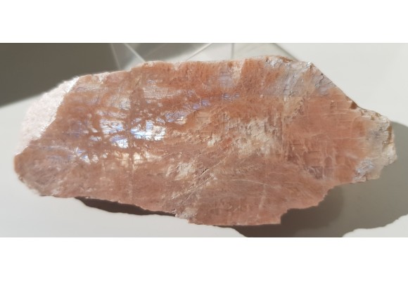 Kamień księżycowy z Łomnicy k. Jeleniej Góry