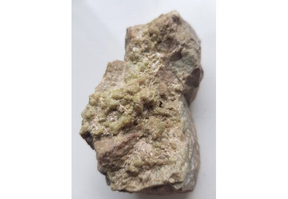 Krystaliczny wezuwian z Nasławic