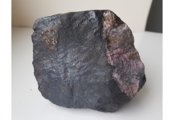 Rodonit ze złoża Dadu w Carlibaba, Bukowina, Rumunia