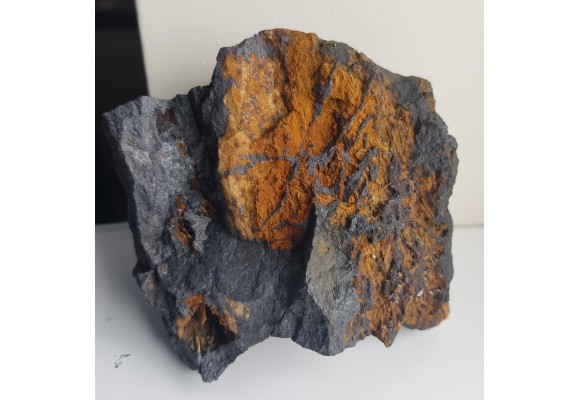 Tleno-wodorotlenkowa ruda Mn ze złoża Dadu w Carlibaba, Bukowina, Rumunia